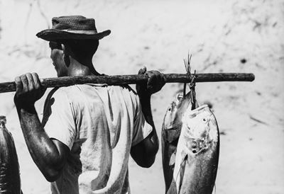 Senza titolo (Pescatore), Stampa vintage alla gelatina ai sali d'argento
