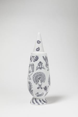 Ajjampur Sanchita - Vaso con coperchio