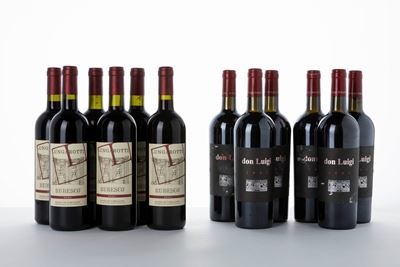 Lungarotti, Rubesco Rosso di Torgiano 2002; Di Majo Norante, Don Luigi 2001 - Lotto di 12 bottigl...