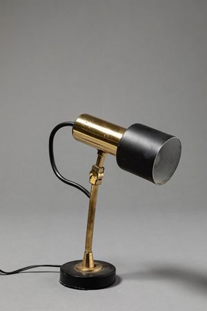 Table lamp