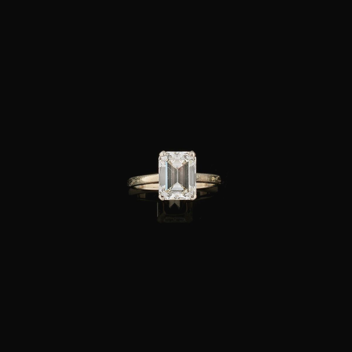 Anello con Diamante
