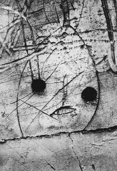 Graffiti dalla serie "IV, Masques et Visages", stampa ai sali d'argento