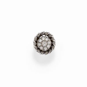 A 18K yellow gold, silver and diamond ring, with box, end of 19th Century