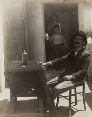 Silvio Laurenti Rosa on the set of the movie "Raganella"