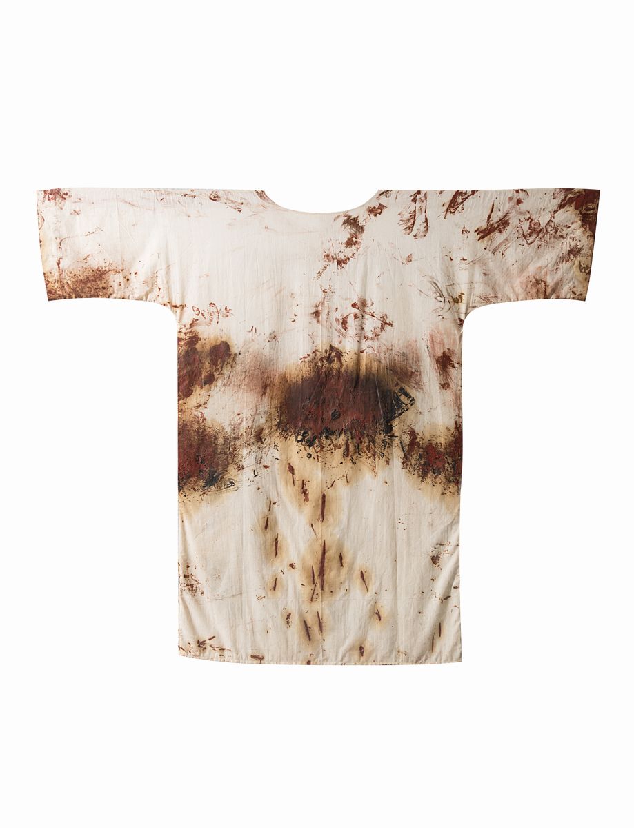 Hermann Nitsch - Relitto, olio e sangue su camicia di tela