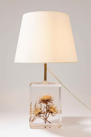 Table lamp
