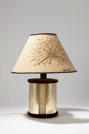 Table lamp