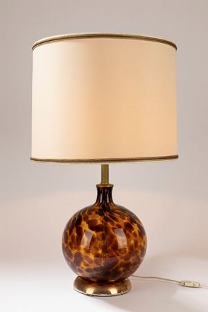 Table lamp