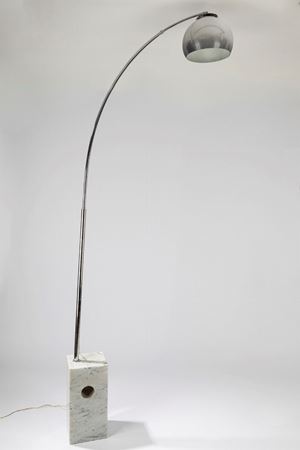 Floor lamp