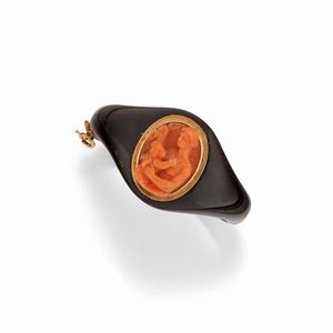 Bracciale con corallo