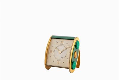 Orologio da tavolo con svegliarino, anni '50, cassa in ottone dorato e acrilico verde