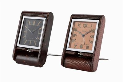 Lotto di due orologi da viaggio con svegliarino, anni '50