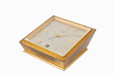 Orologio da tavolo con svegliarino e data, anni '60, ottone dorato