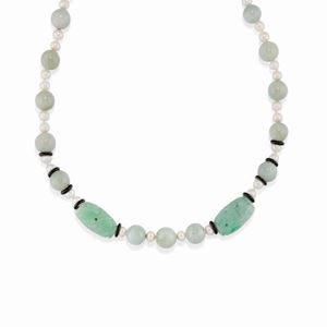 Collana con giadeite, onice e perle
