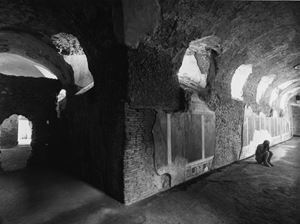 Izu Kenro - Pompei