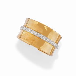 A 18K white gold and diamond bracelet, Recarlo
