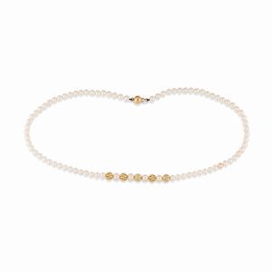 A 18K yellow gold and cultured pearl necklace 
