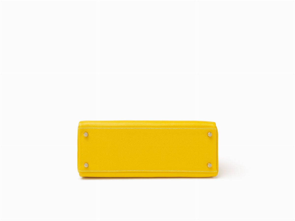 Hermès - Borsa Kelly Retourne, pelle espom giallo oro, 32 cm, 2012