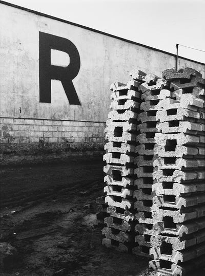 Dalla Serie "alfabeto Urbano": R