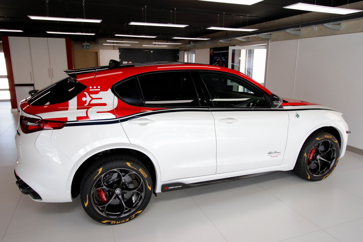 Alfa Romeo - Stelvio Q Racing