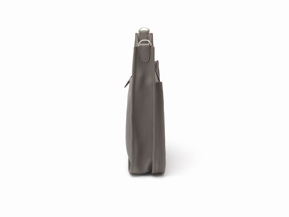 Hermès - Borsa Evelyn Poche GM, pelle taurillon clemence grigia