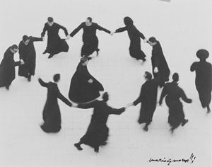 Giacomelli Mario - Io non ho mani che mi accarezzino in volto