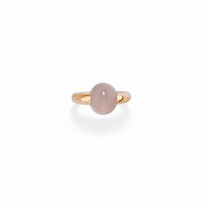 A 18K yellow gold, pink quartzring, Pomellato, "M'ama non m'ama" collection