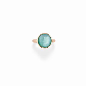 A 18K yellow gold, turquoise mother-of-pearl ring