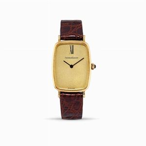 A 18K gold Jaeger Le Coultre wristwatch 