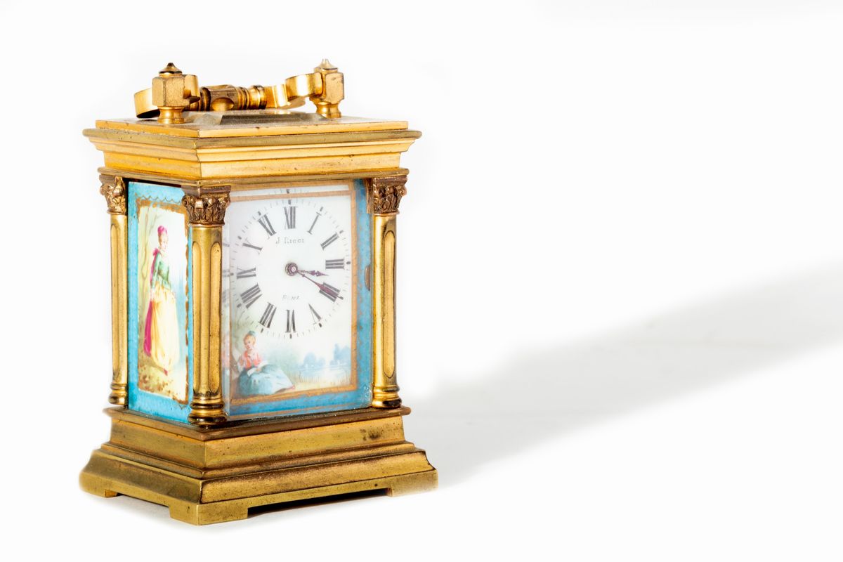 Ricci, Cappuccina in miniatura in bronzo con placchette in porcellana policroma, secolo XIX