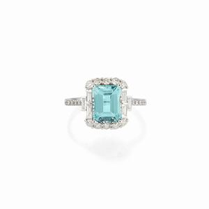  - Anello in oro bianco 18K con acquamarina e diamanti