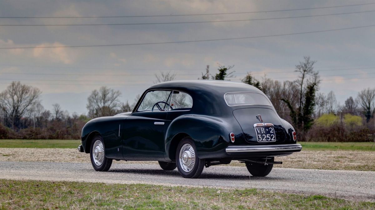 1948 Fiat 1100 B (vignale)
