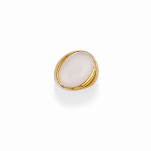 A 18K yellow gold and moonstone ring, Pomellato