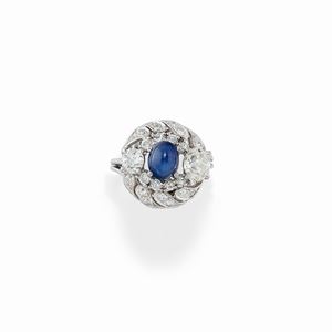Anello con diamanti e zaffiri