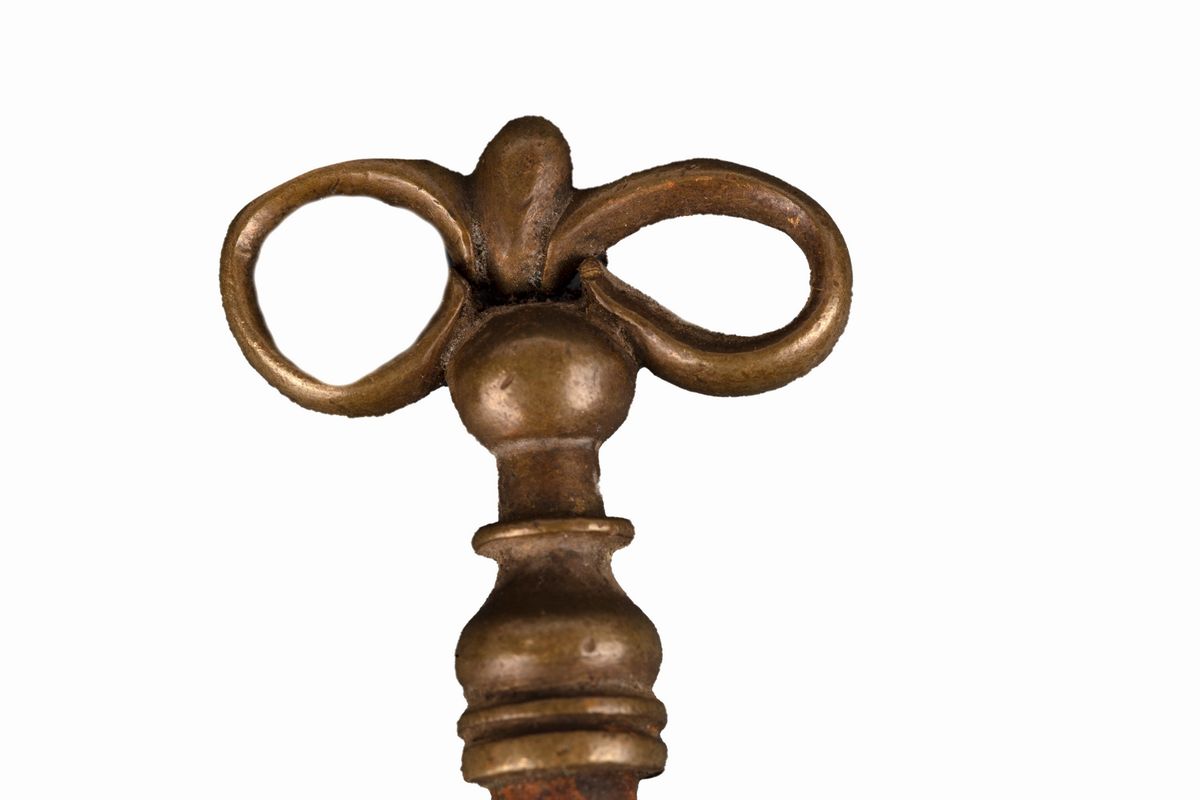 Chiavi in ferro, secoli XVII - XVIII, lotto composto da otto esemplari