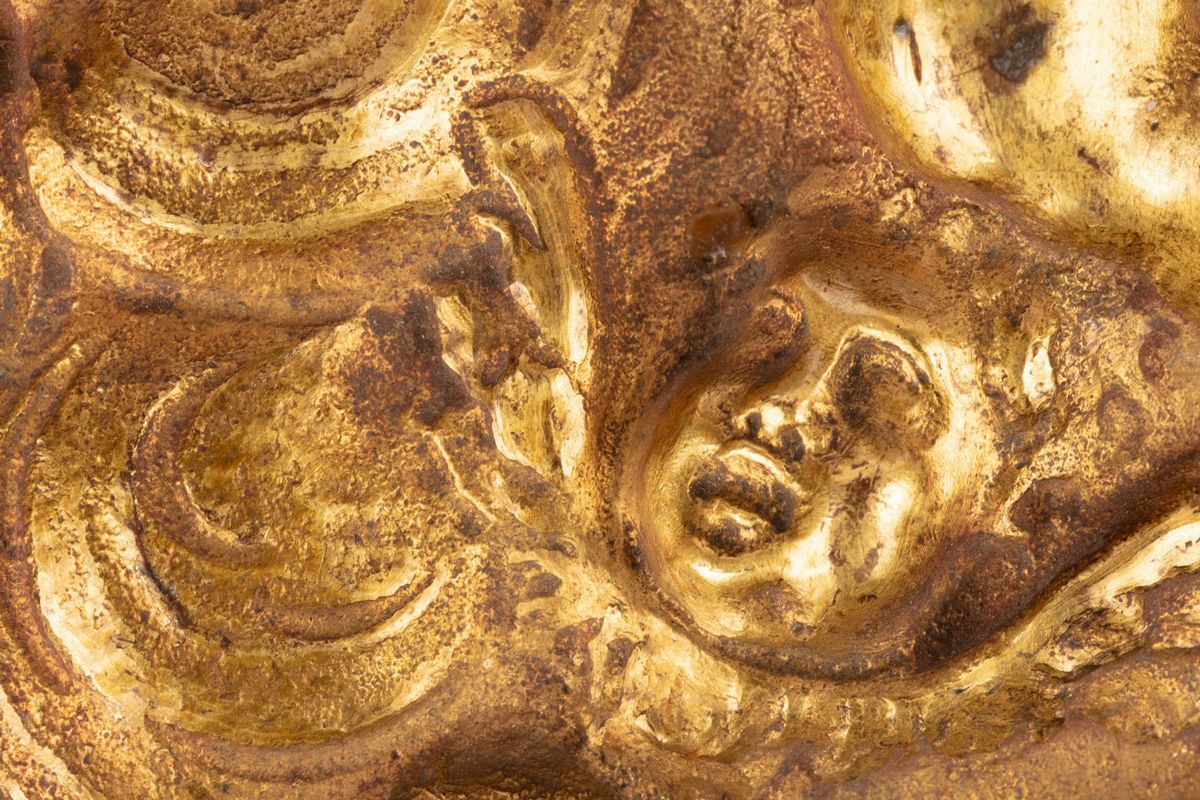 Due Placche in Bronzo Dorato Raffiguranti Putti e Cherubini, Secolo XVII