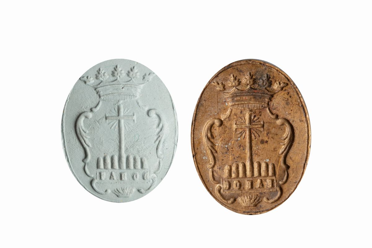 Lotto Composto da Cinque Sigilli, di Cui Due in Bronzo, uno in Ferro e Due in Argento, Privi di M...