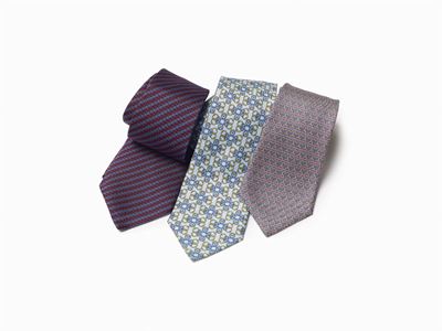 Tre cravatte in seta multicolore con scatola