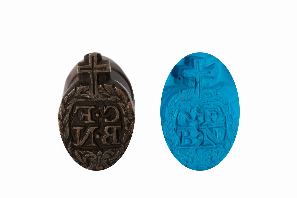 Lotto Composto da Tre Sigilli in Bronzo, con Manici in Legno Tornito, Secolo XIX