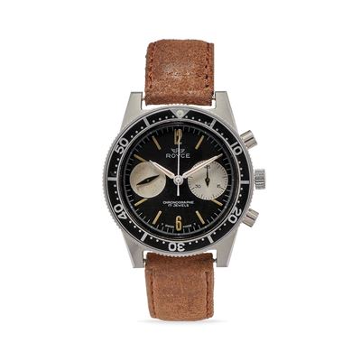 Cronografo Diver, anni '60, cassa tonneau in acciaio e quadrante nero