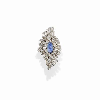 Anello con Zaffiro e Diamanti
