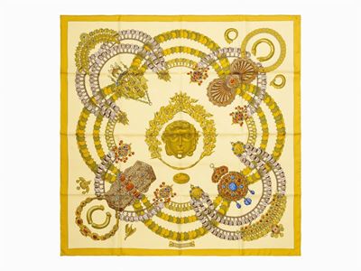 Julie Abadie, Foulard in seta giallo pallido con bordo oro, 1994