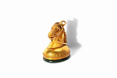Sigillo in oro con testa di cavallo, rubini cabochon e diaspro non inciso, XIX-XX secolo