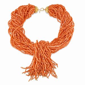  - A 18K yellow gold and coral necklace 
