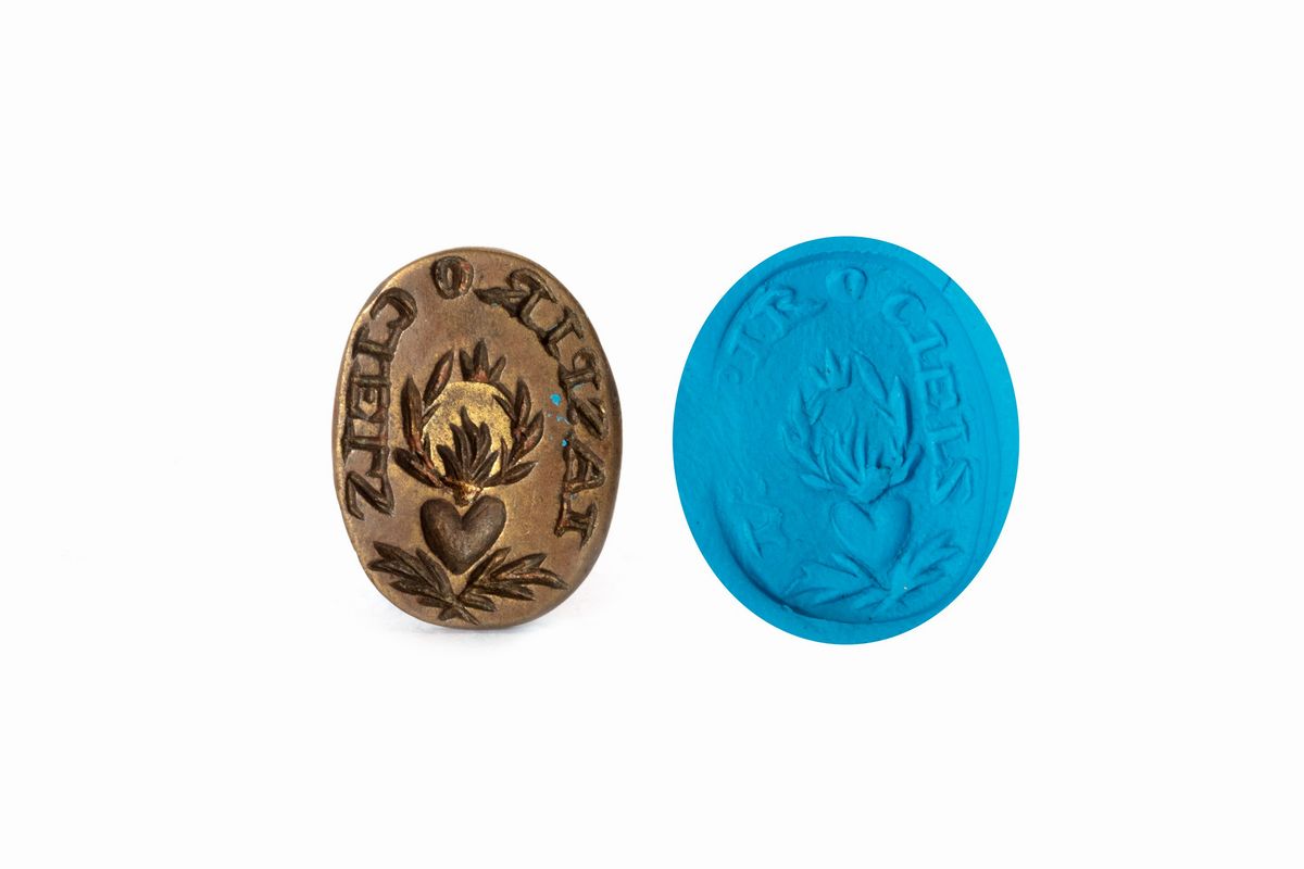 Cinque sigilli a pendente in bronzo con stemmi nobiliari, secolo XVIII