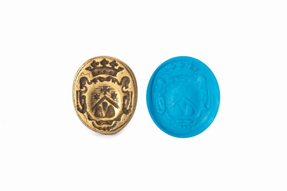 Cinque sigilli a pendente in bronzo con stemmi nobiliari, secolo XVIII