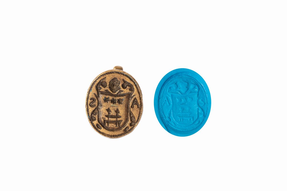 Cinque sigilli a pendente in bronzo con stemmi nobiliari, secolo XVIII