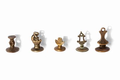 Lotto Composto da Cinque Sigilli di Cui Tre a Pendente, in Bronzo, con Stemmi Nobiliari, Secolo X...