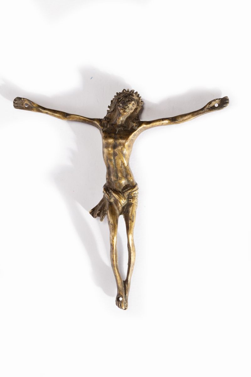 Due Crocifissi in Bronzo, Secc. XVI - XVII, dimensioni 10,5 x 10,5 cm e 7,5 x 5,8 cm