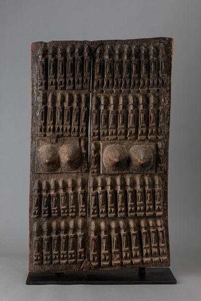 Dogon, Porta di granaio, legno duro, 86,5 x 52 cm, Regione di Bandiagara